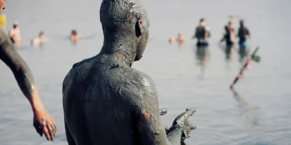 Deadsea-mud-2048x1365 Deadsea-mud-2048x1365